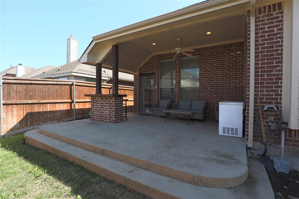209 Park Meadows Drive, Euless, TX 76039 209 Park Meadows Drive, Euless, TX 76039