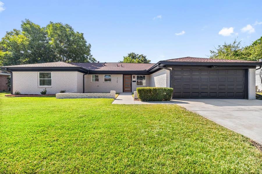 Property photo for 729 Finland Street, Grand Prairie, TX