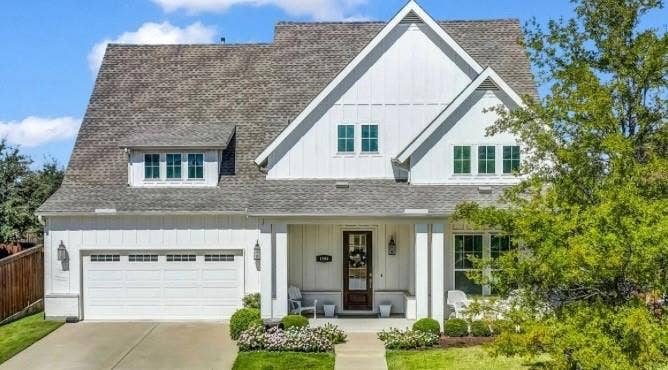 Property photo for 1709 Roundtree Circle E, Fort Worth, TX