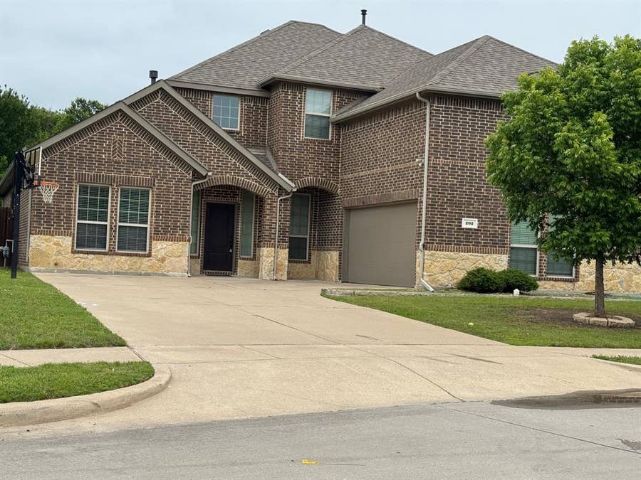 Property photo for 202 Rutherford Avenue, Wylie, TX