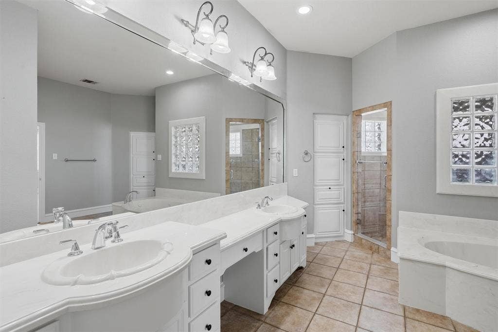 7240 Edgerton Drive, Midlothian, TX 76065 7240 Edgerton Drive, Midlothian, TX 76065