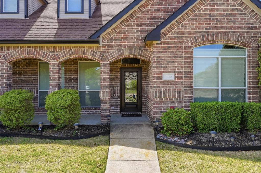 7240 Edgerton Drive, Midlothian, TX 76065 7240 Edgerton Drive, Midlothian, TX 76065