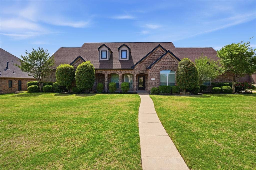 7240 Edgerton Drive, Midlothian, TX 76065 7240 Edgerton Drive, Midlothian, TX 76065