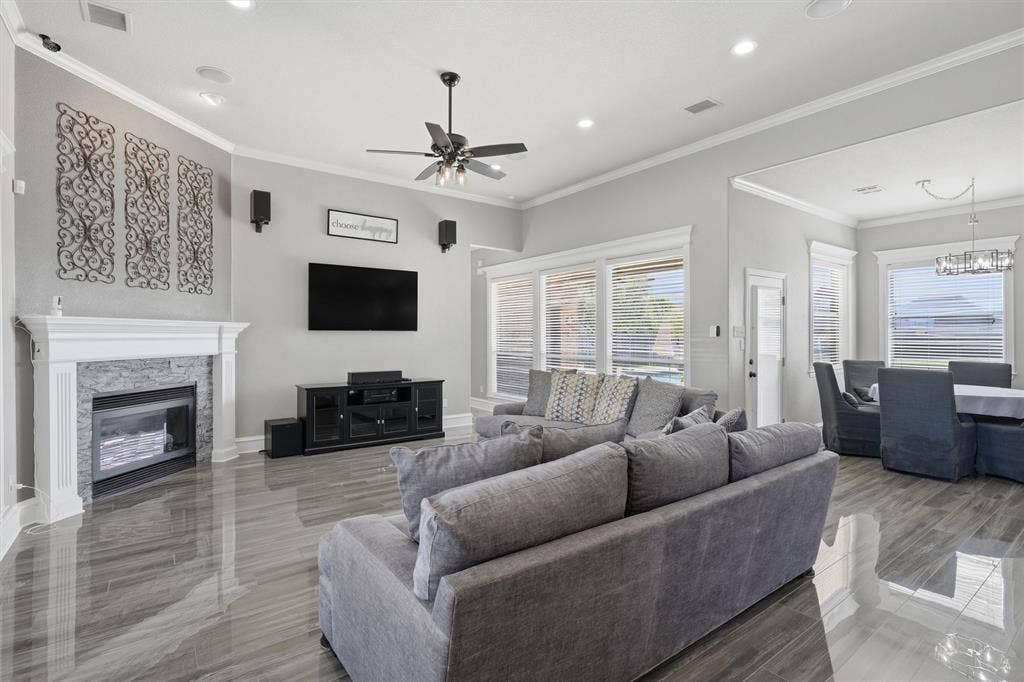 7240 Edgerton Drive, Midlothian, TX 76065 7240 Edgerton Drive, Midlothian, TX 76065