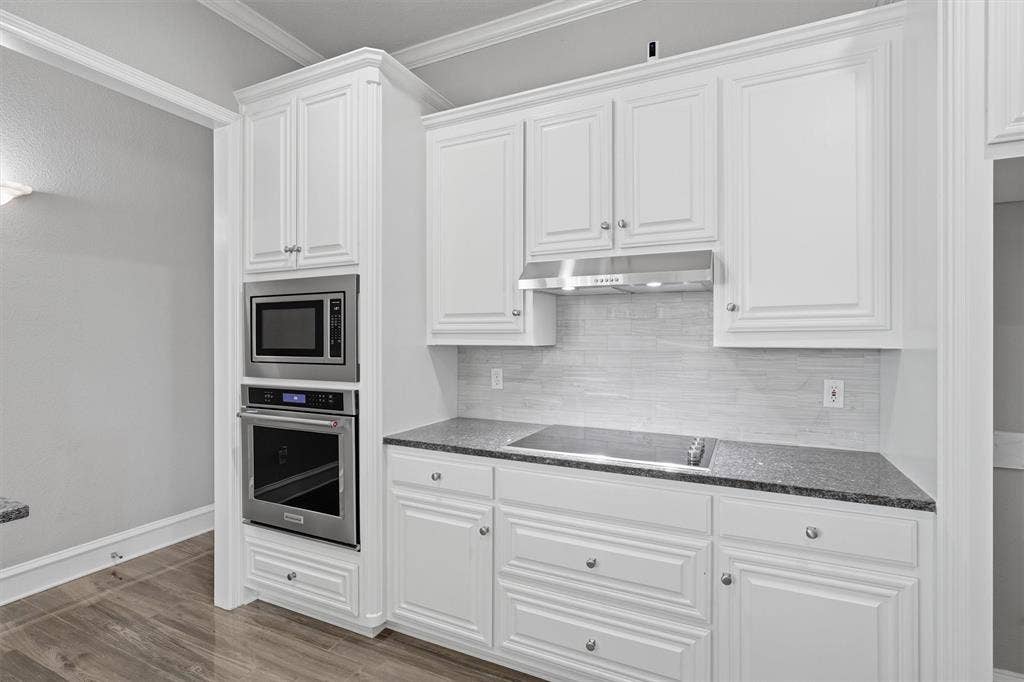 7240 Edgerton Drive, Midlothian, TX 76065 7240 Edgerton Drive, Midlothian, TX 76065