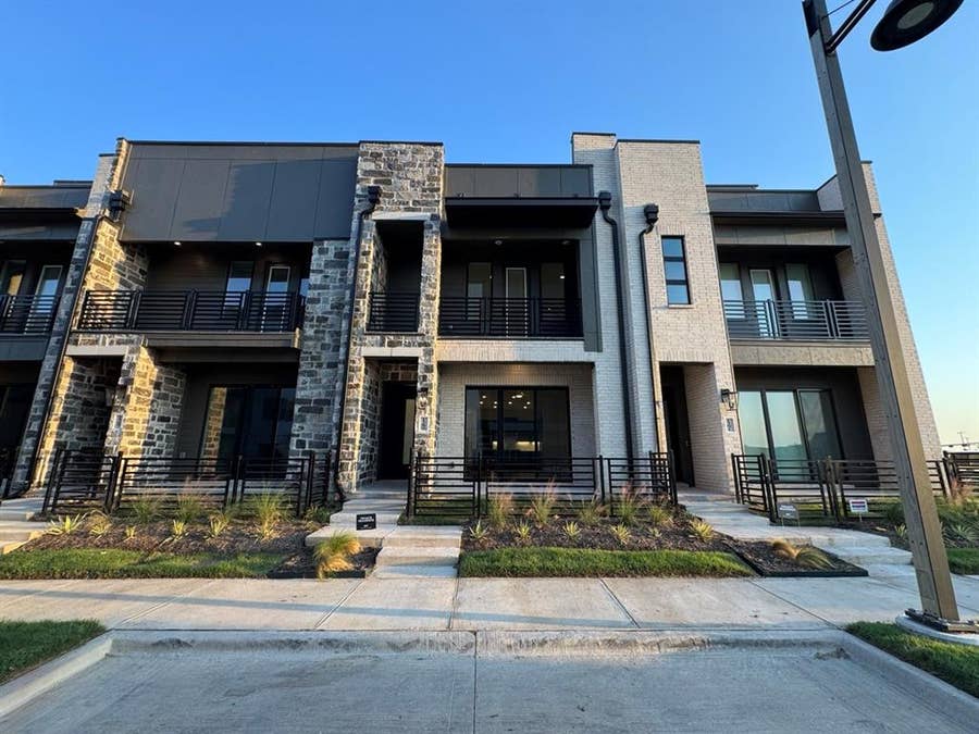 Property photo for 1289 Doris May Drive, Allen, TX