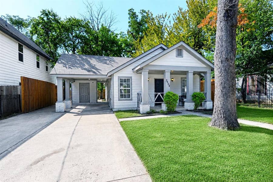 Property photo for 2604 Birmingham Avenue, Dallas, TX