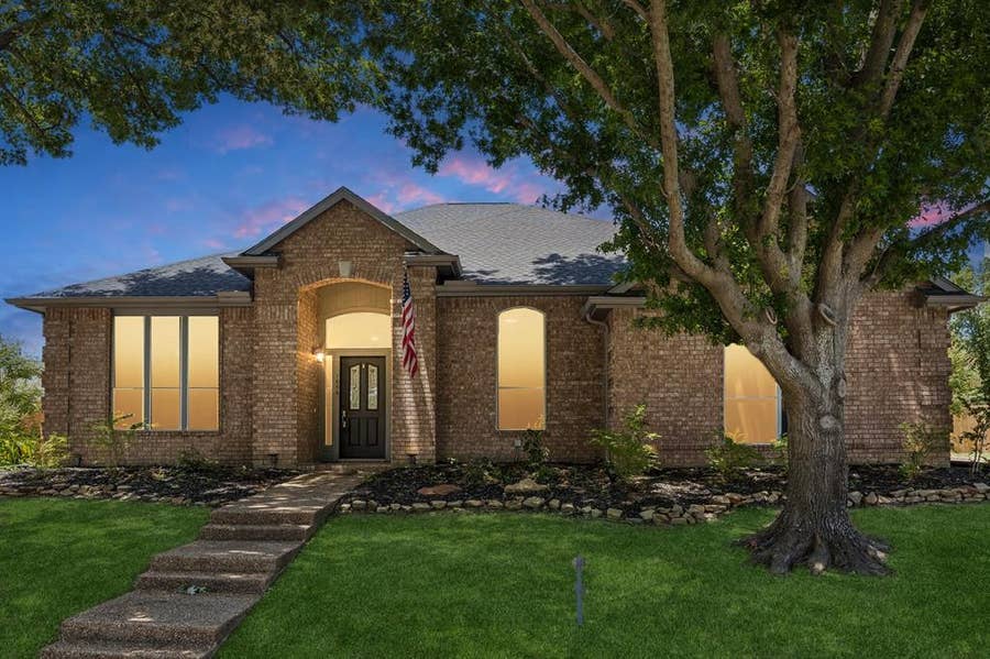 Property photo for 1606 Sarah Brooks Drive, Keller, TX