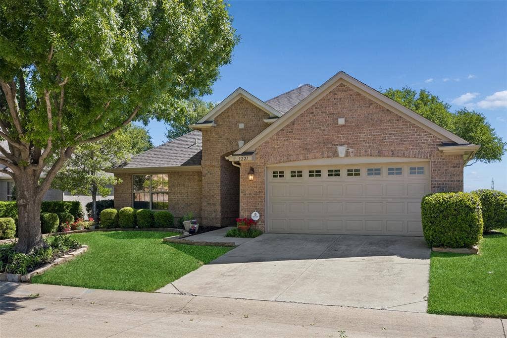 9221 Perimeter Street, Denton, TX 76207
