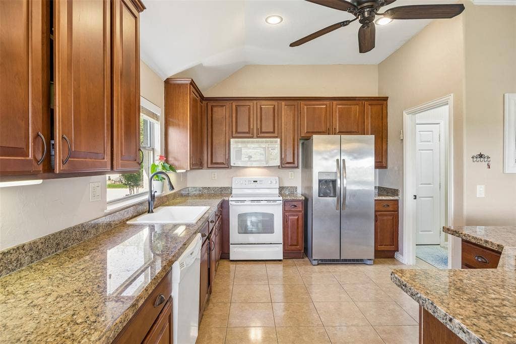 9221 Perimeter Street, Denton, TX 76207