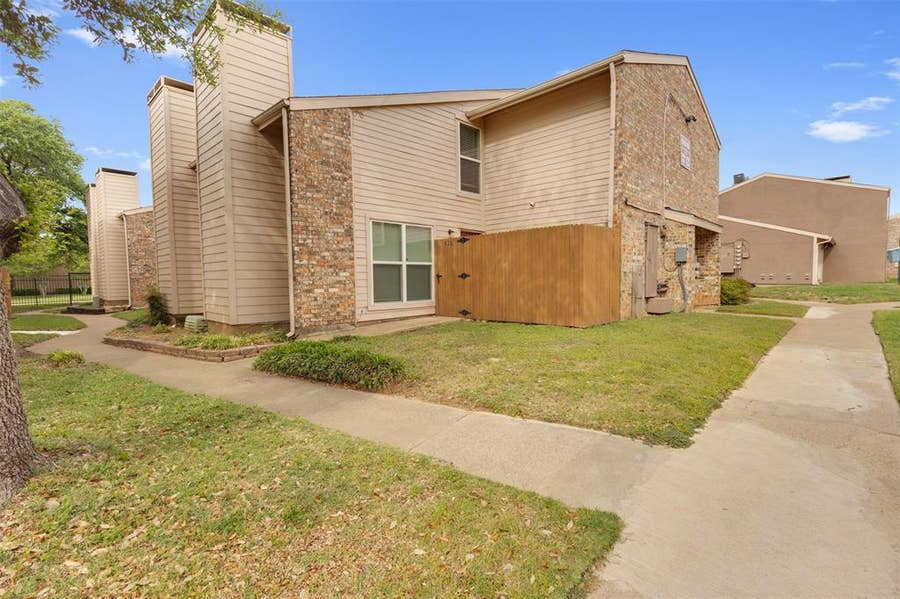 Property photo for 5516 Boca Raton Boulevard, #321, Fort Worth, TX