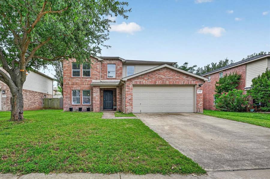 Property photo for 2540 Blue Myrtle Way, Dallas, TX