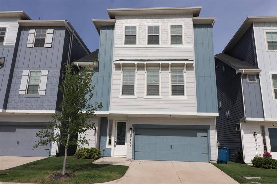 Property photo for 1205 Marc Place, Rowlett, TX