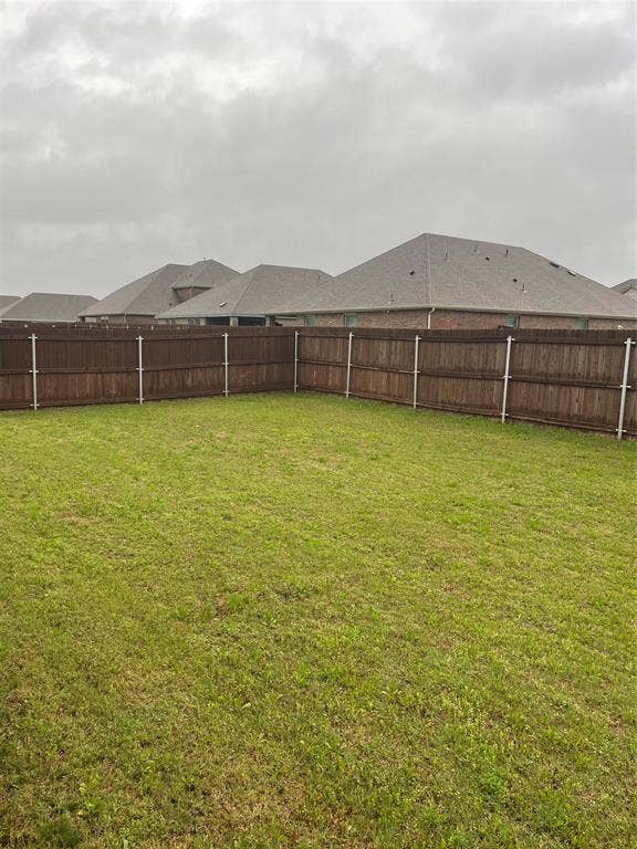 468 Unbridled Road, Waxahachie, TX 75165 View of fenced backyard