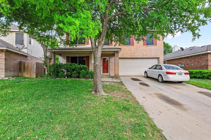 Property photo for 704 Acacia Drive, Anna, TX