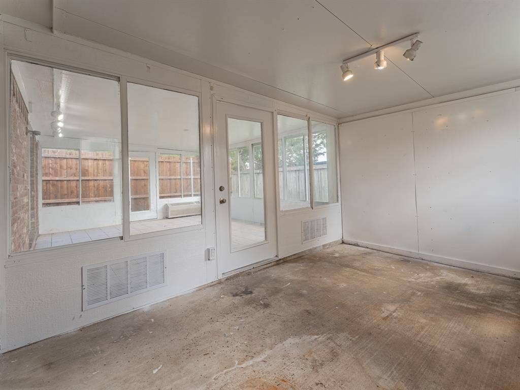 5807 Rock Meadow Trail, Arlington, TX 76017 5807 Rock Meadow Trail, Arlington, TX 76017