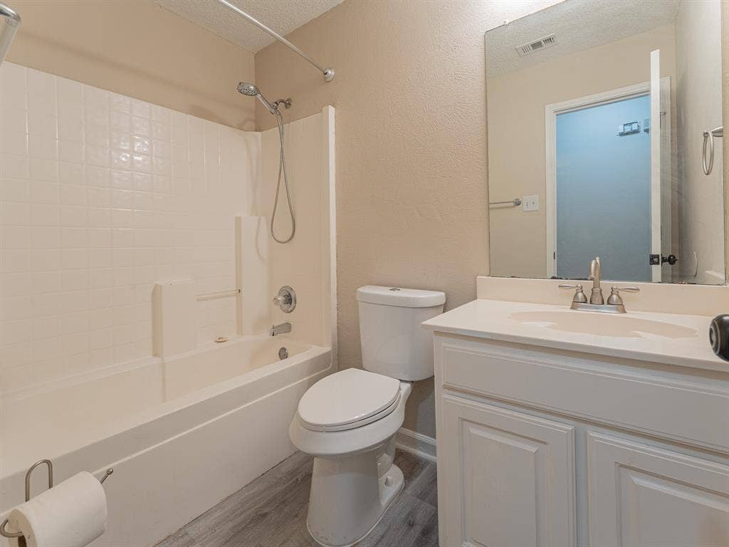 5807 Rock Meadow Trail, Arlington, TX 76017 5807 Rock Meadow Trail, Arlington, TX 76017