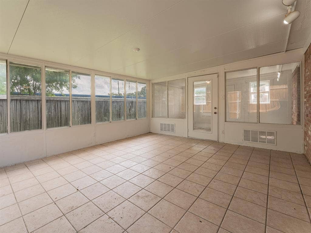 5807 Rock Meadow Trail, Arlington, TX 76017 5807 Rock Meadow Trail, Arlington, TX 76017