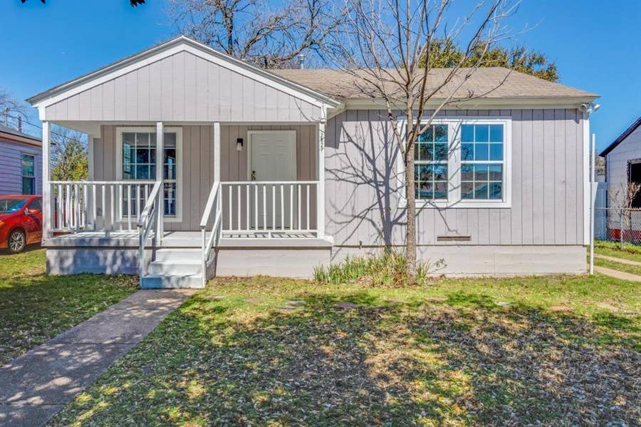 Property photo for 2627 Sharon Street, Dallas, TX