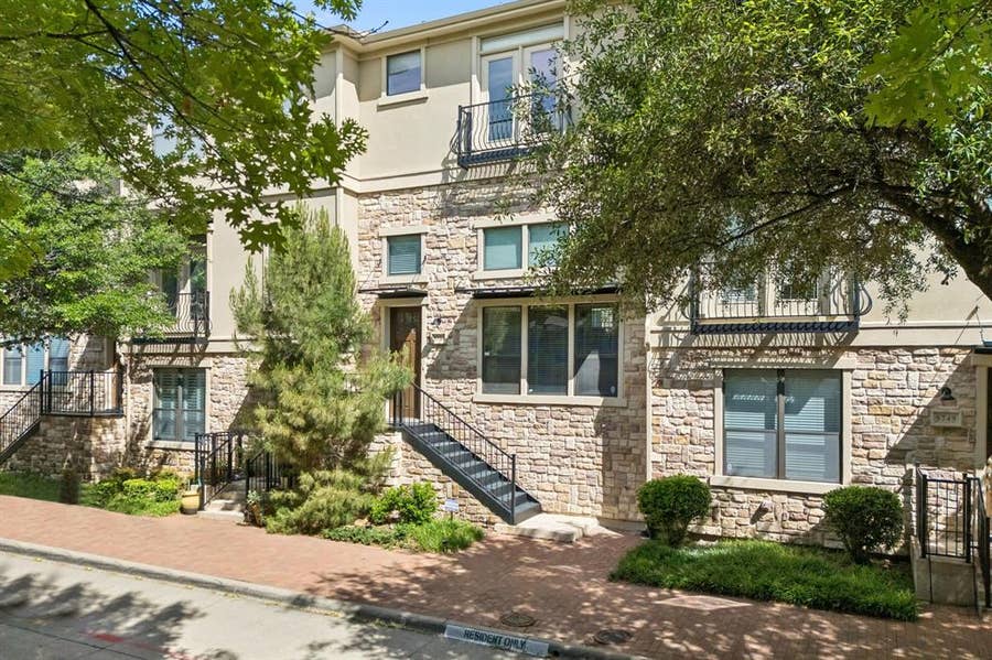 Property photo for 5753 Lois Lane, Plano, TX
