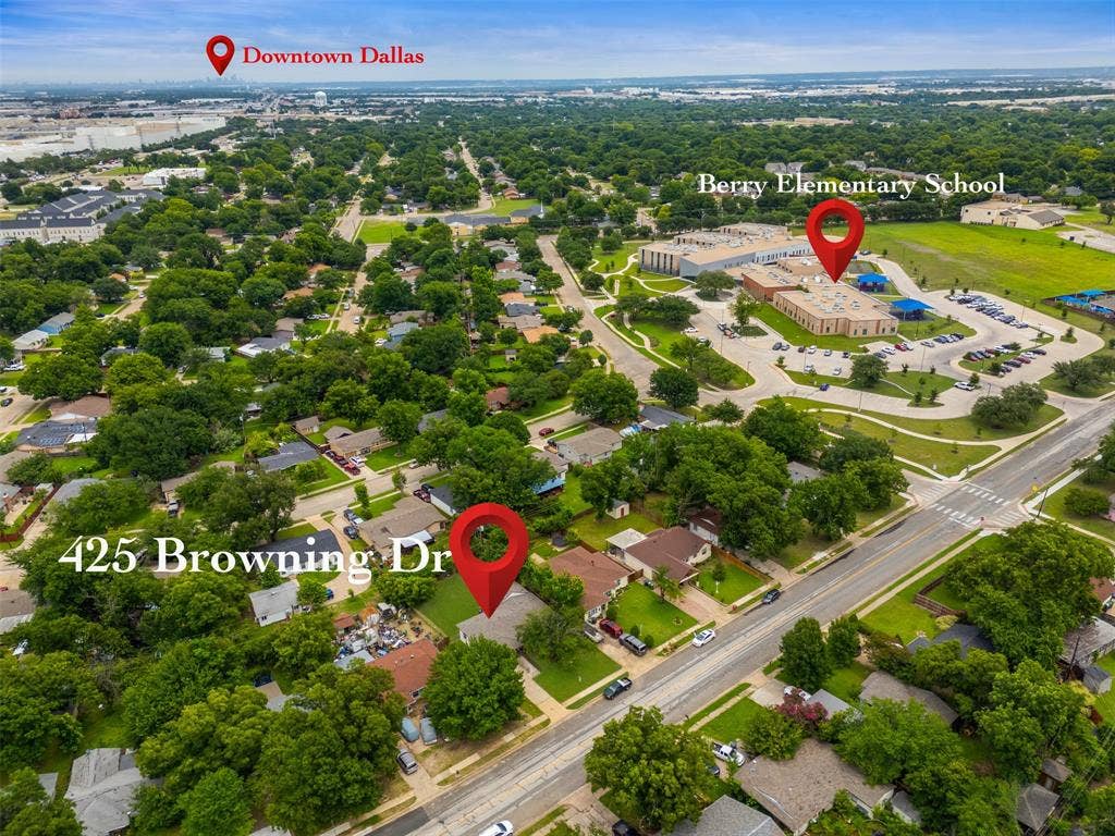 425 Browning Drive, Arlington, TX 76010 Aerial perspective highlighting a residential street and surrounding neighborhood