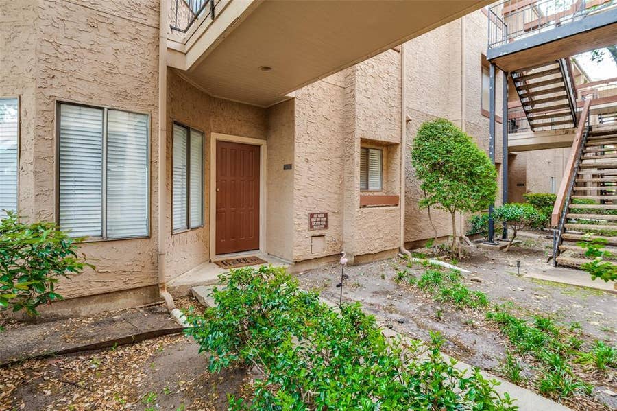 Property photo for 5550 Spring Valley Road, #G16, Dallas, TX