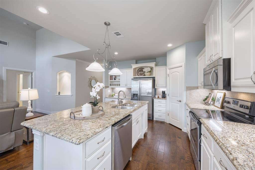 205 Terra Verde Lane, McKinney, TX 75069 205 Terra Verde Lane, McKinney, TX 75069