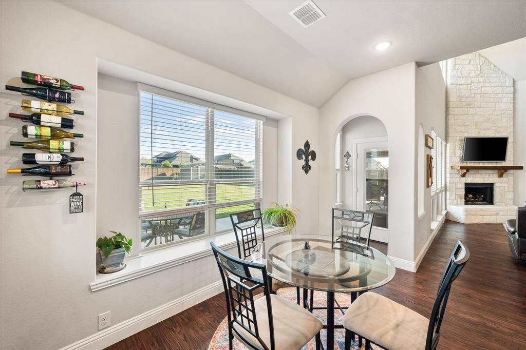 725 Staghorn Street, Midlothian, TX 76065 725 Staghorn Street, Midlothian, TX 76065