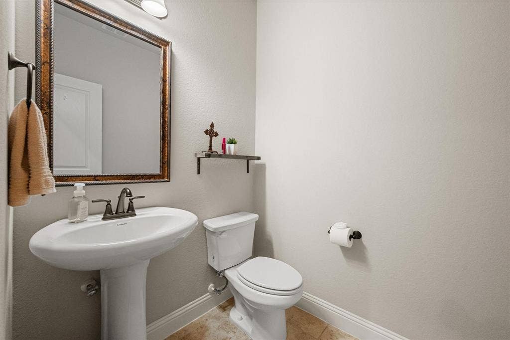 725 Staghorn Street, Midlothian, TX 76065 725 Staghorn Street, Midlothian, TX 76065