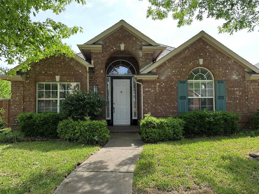 Property photo for 2003 Westbury Lane, Allen, TX