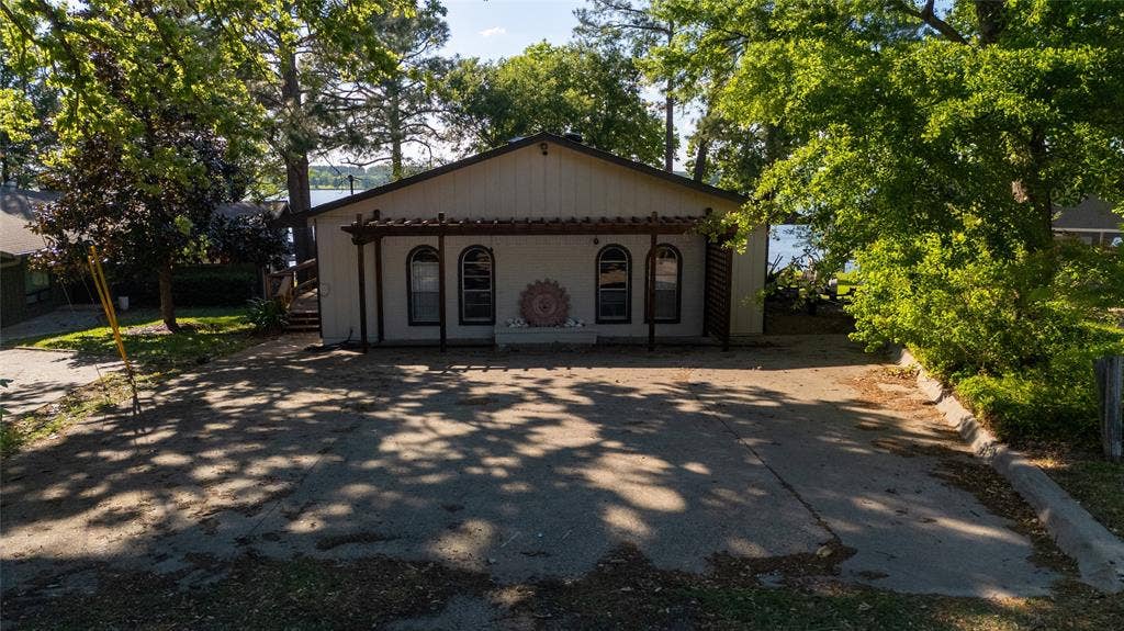 124 Shoreline Circle, Malakoff, TX 75148 124 Shoreline Circle, Malakoff, TX 75148