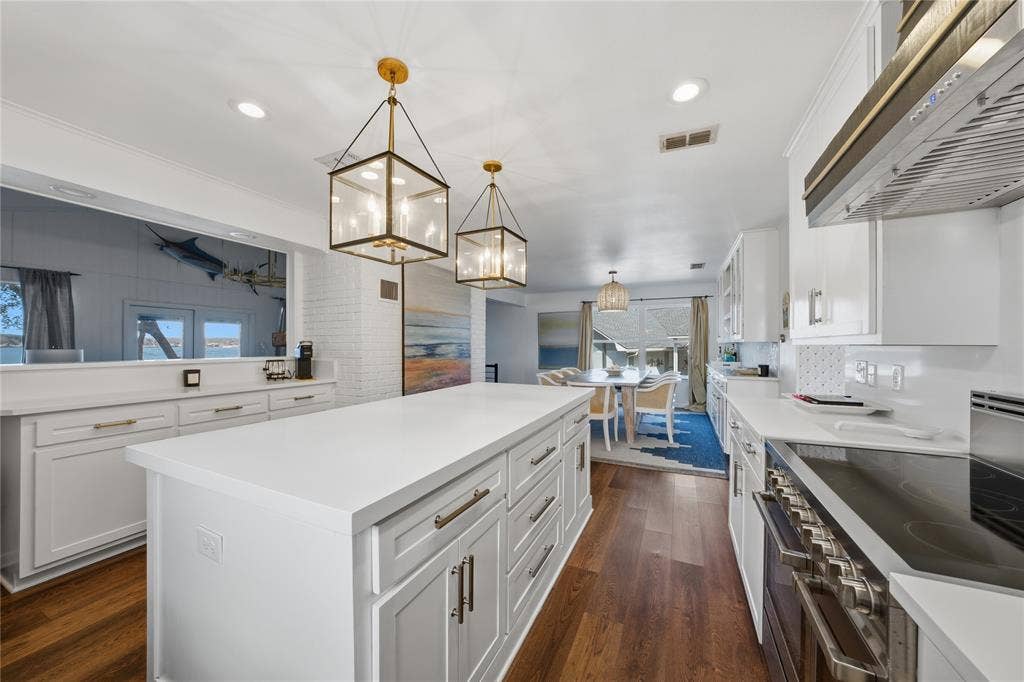 124 Shoreline Circle, Malakoff, TX 75148 124 Shoreline Circle, Malakoff, TX 75148