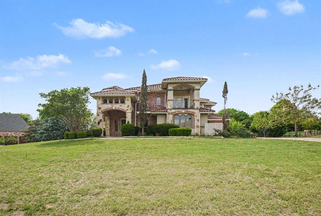 2330 Purdue Drive, Lucas, TX 75002 2330 Purdue Drive, Lucas, TX 75002