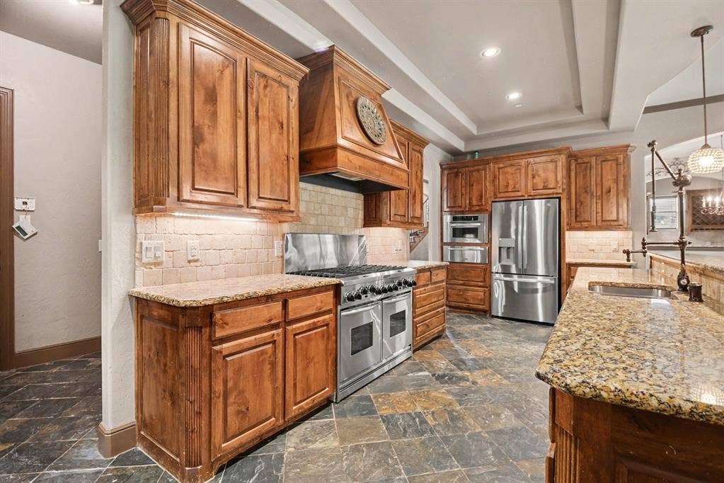 2330 Purdue Drive, Lucas, TX 75002 2330 Purdue Drive, Lucas, TX 75002