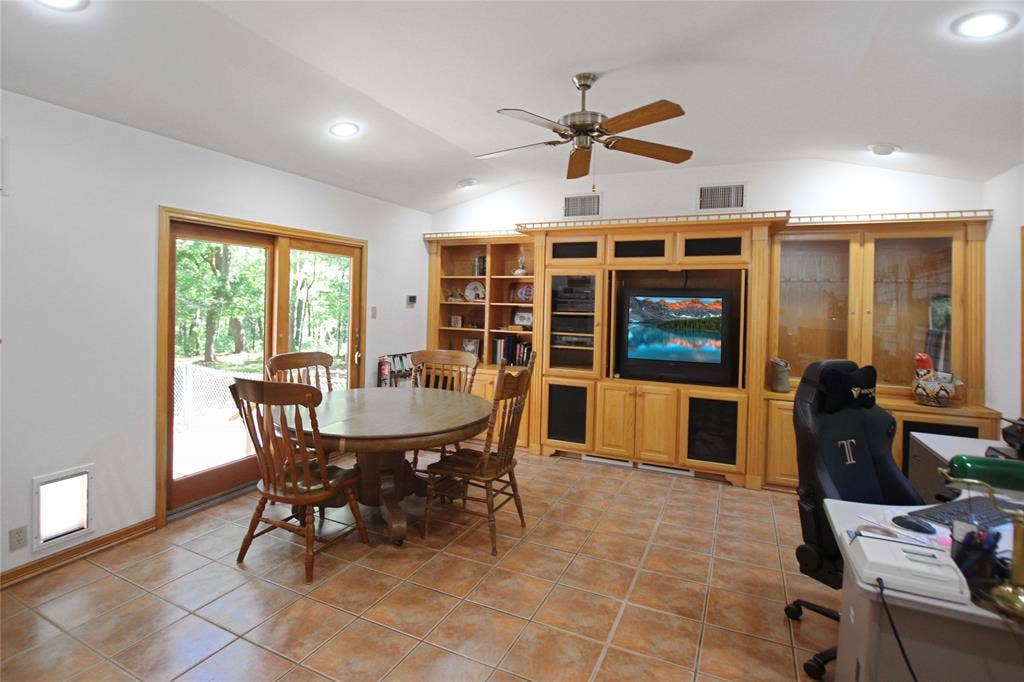 13896 County Road 3140, Tyler, TX 75706 13896 County Road 3140, Tyler, TX 75706