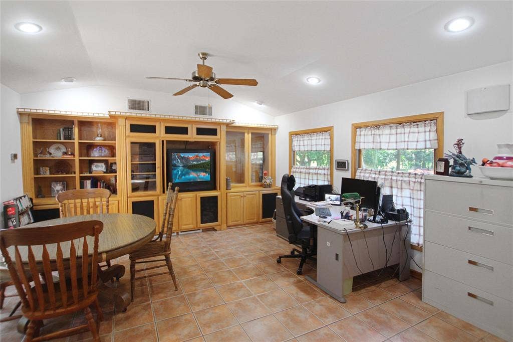 13896 County Road 3140, Tyler, TX 75706 13896 County Road 3140, Tyler, TX 75706