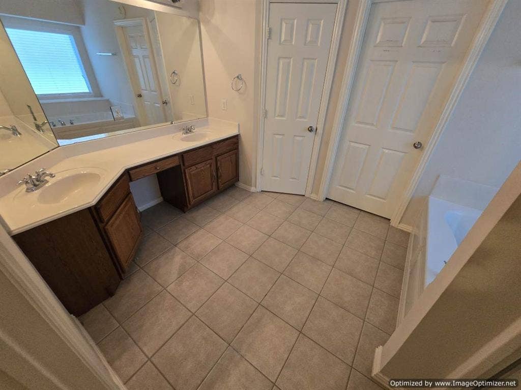 103 S Young Boulevard, DeSoto, TX 75115 103 S Young Boulevard, DeSoto, TX 75115
