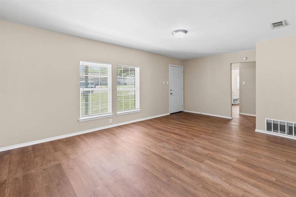1704 Langford Street, Greenville, TX 75401 1704 Langford Street, Greenville, TX 75401
