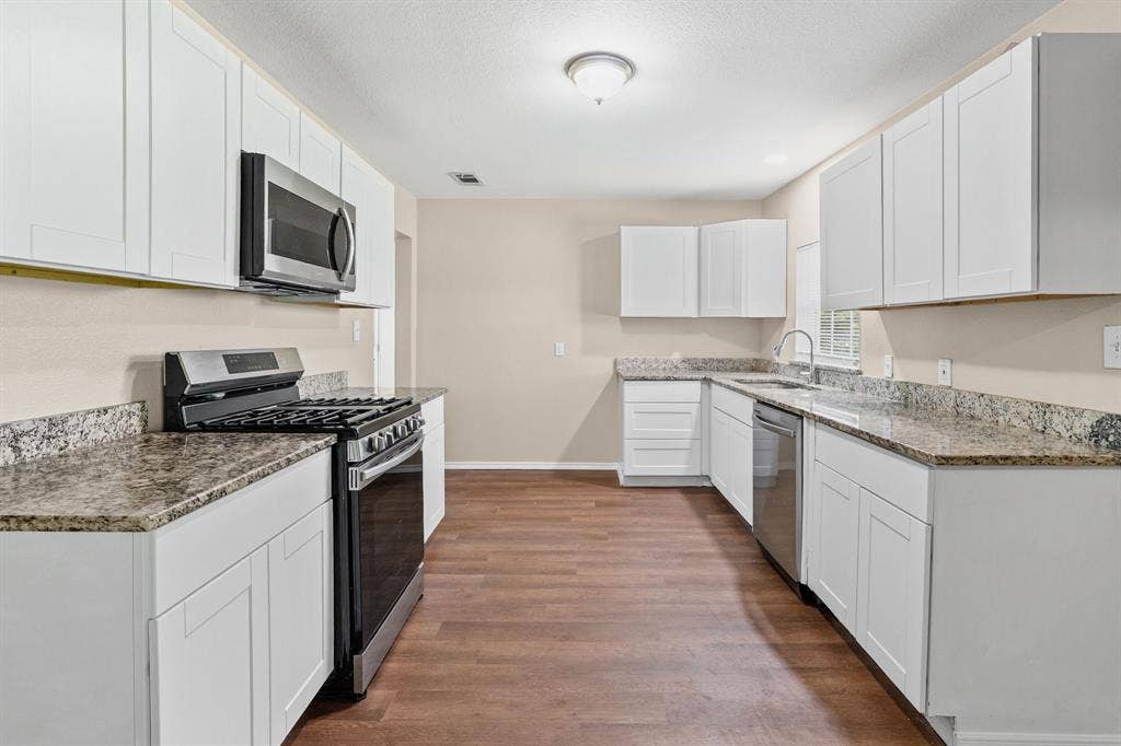 1704 Langford Street, Greenville, TX 75401 1704 Langford Street, Greenville, TX 75401