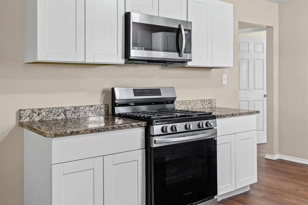 1704 Langford Street, Greenville, TX 75401 1704 Langford Street, Greenville, TX 75401
