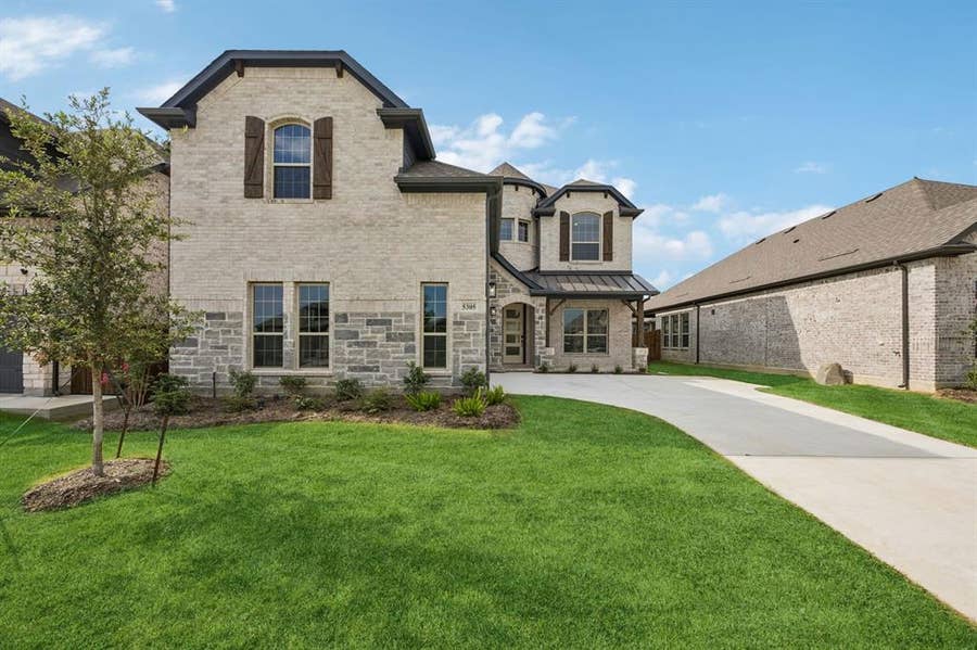 Property photo for 5305 Millenium Court, Denton, TX