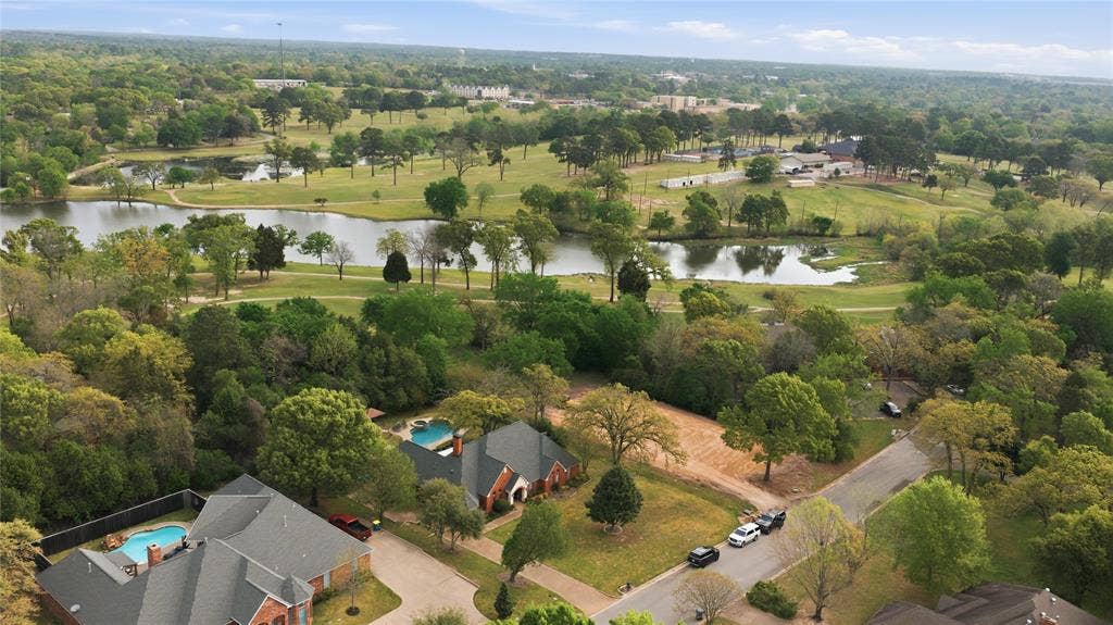 603 Country Club Circle, Athens, TX 75751 603 Country Club Circle, Athens, TX 75751