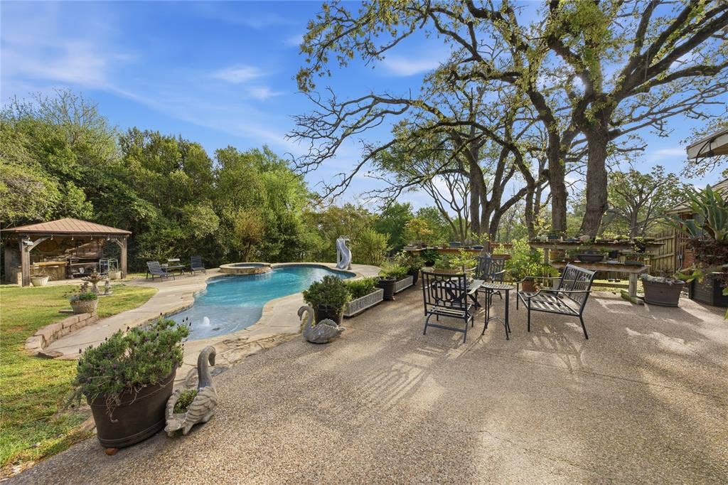 603 Country Club Circle, Athens, TX 75751 603 Country Club Circle, Athens, TX 75751