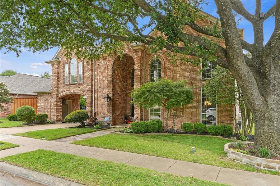 Property photo for 626 Creekbend Drive, Mesquite, TX