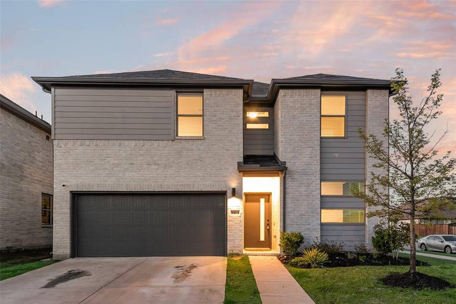 Property photo for 3404 Flatiron Drive, Royse City, TX