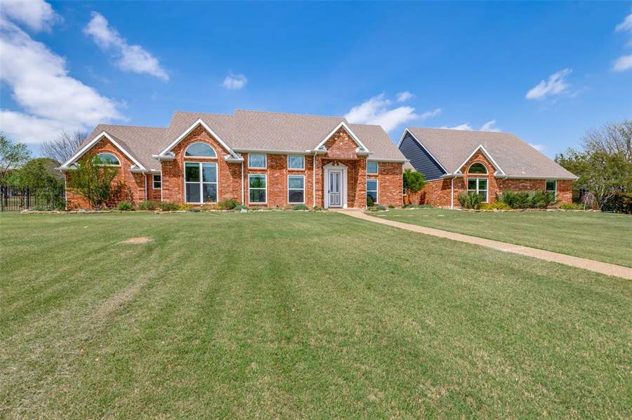 Property photo for 459 Chippendale Drive, Heath, TX