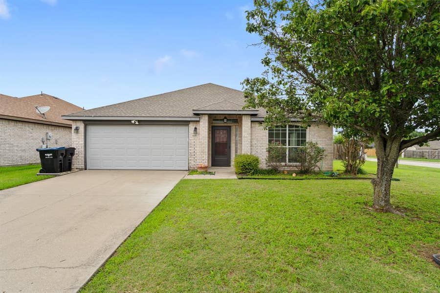 Property photo for 100 Lipan Street, Greenville, TX