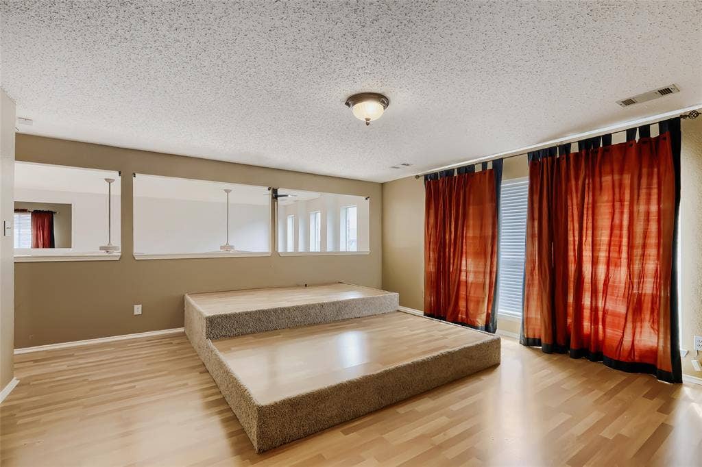 1614 Powder Horn Lane, Arlington, TX 76018 1614 Powder Horn Lane, Arlington, TX 76018
