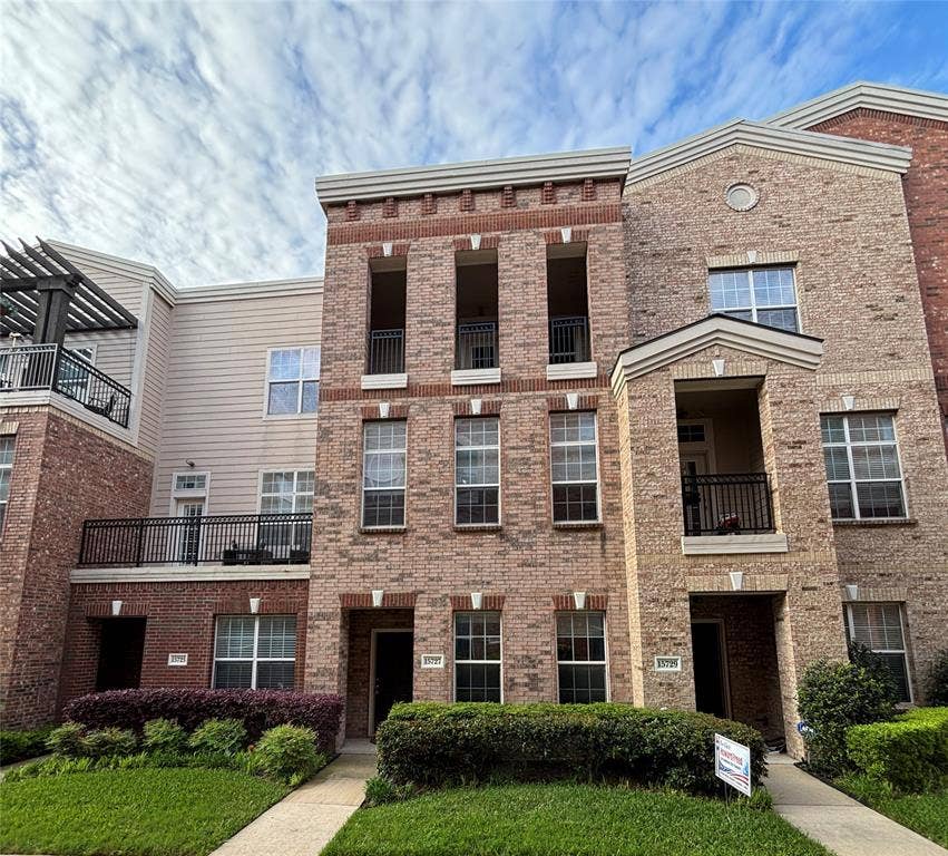 Property photo for 15727 Seabolt Place, Addison, TX