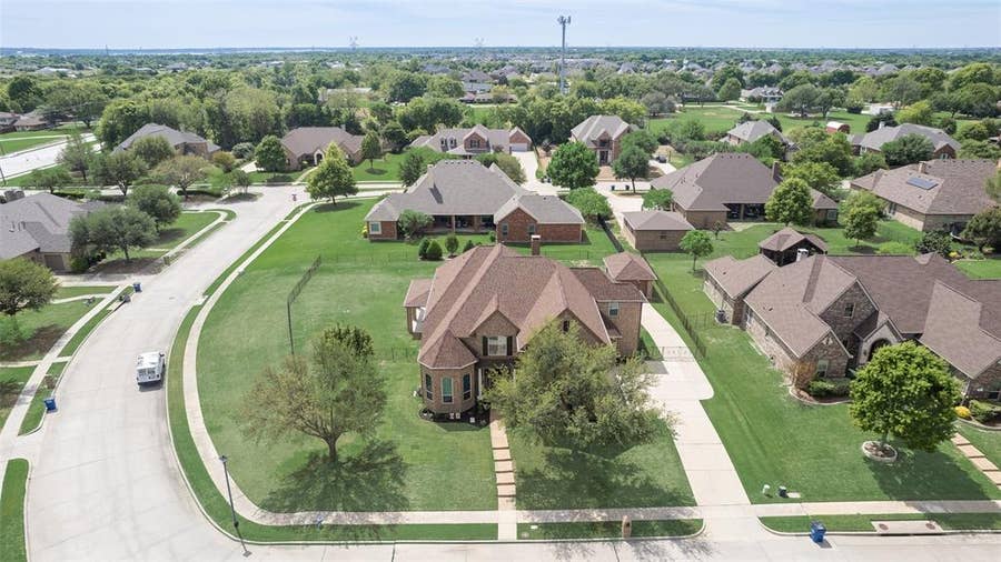 Property photo for 925 Lorene Drive, Wylie, TX